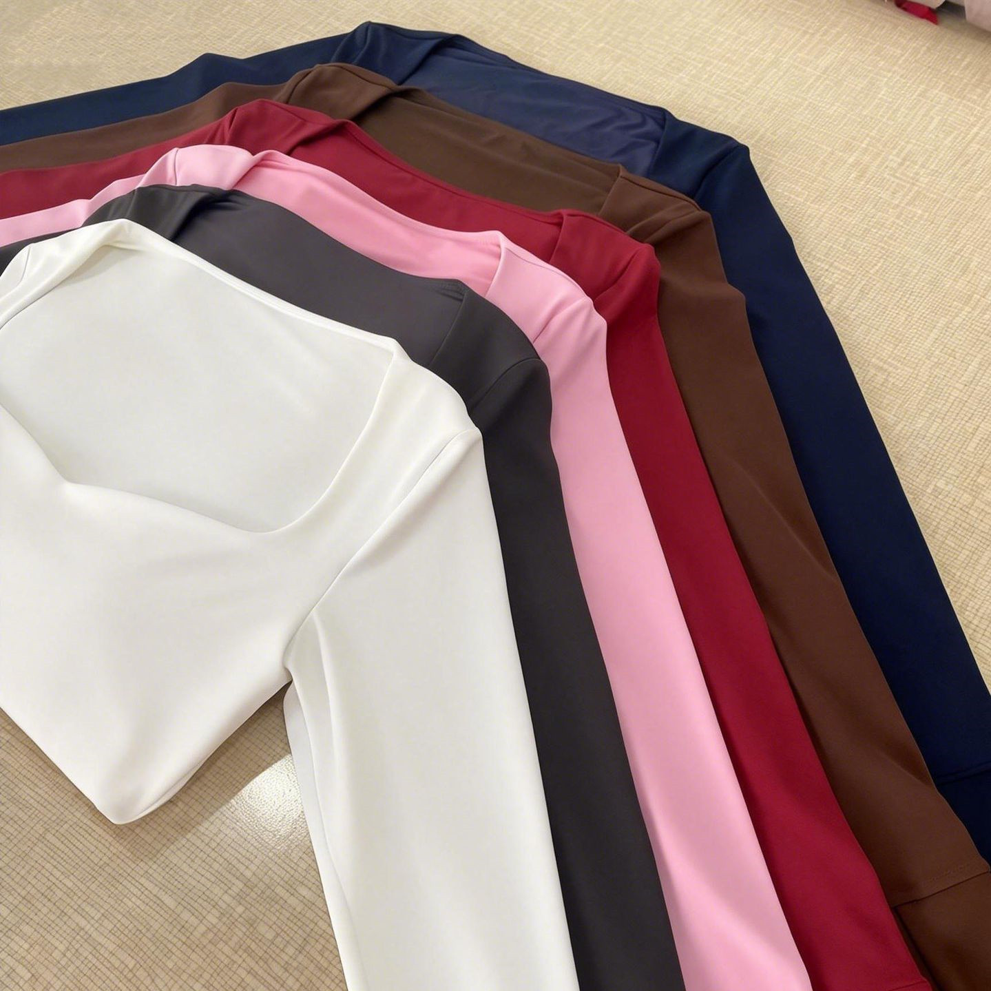 Set Yoga da Donna 2 Pezzi: Top - Compression Long Pant recensione e prezzo